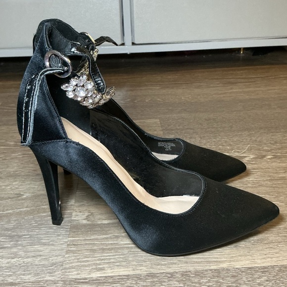 Marc Fisher Shoes - Elegant Black Heels with Embellished Ankle Strap